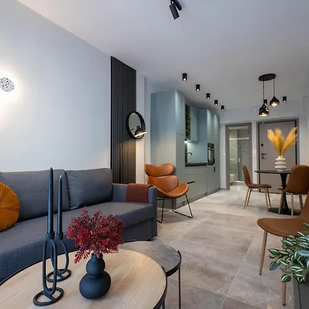 F & B Collection - Center Hidden Gem * Thessaloniki