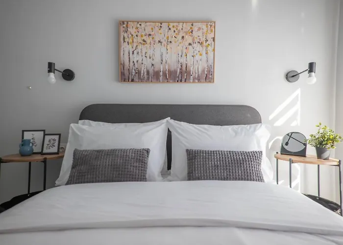 Апартаменты F & B Collection - Center Hidden Gem