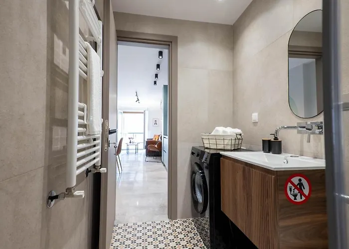 Апартаменты F & B Collection - Center Hidden Gem